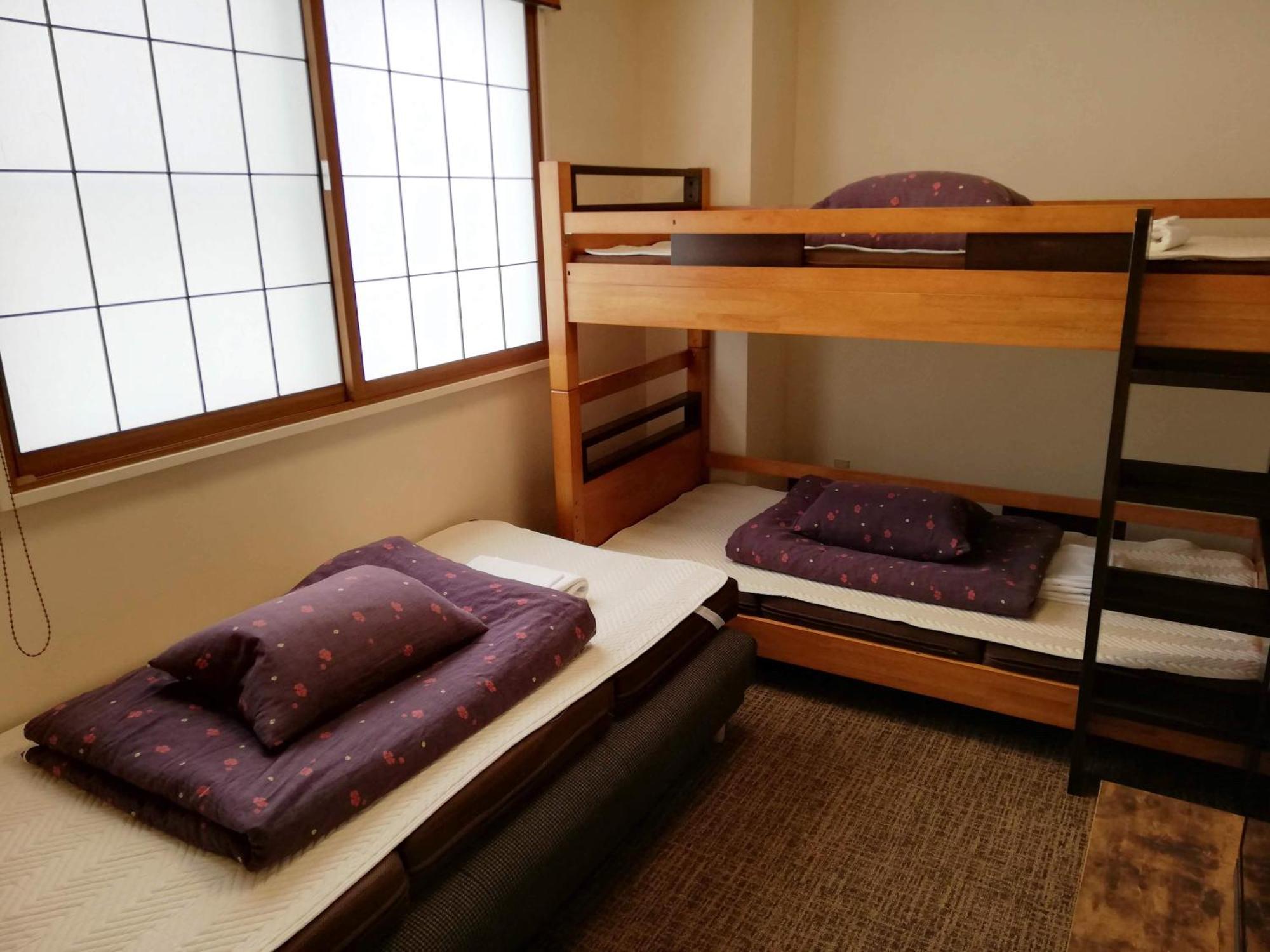 K'S House Kanazawa - Travelers Hostel Номер фото